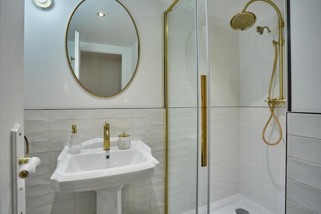 Apartment Saint Germain Des Pres By Studio Prestige 巴黎 外观 照片
